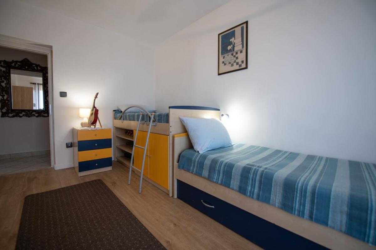 Apartman Elvis Lovran Exterior foto