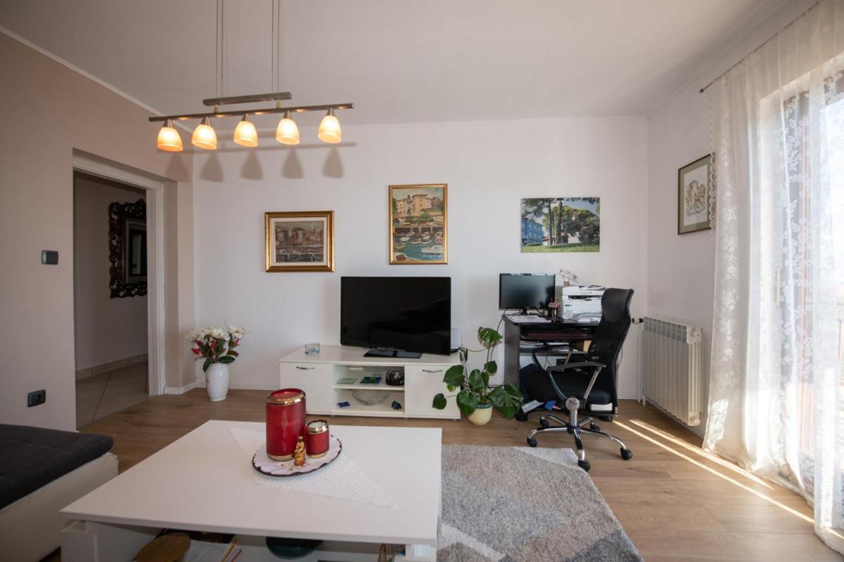 Apartman Elvis Lovran Exterior foto